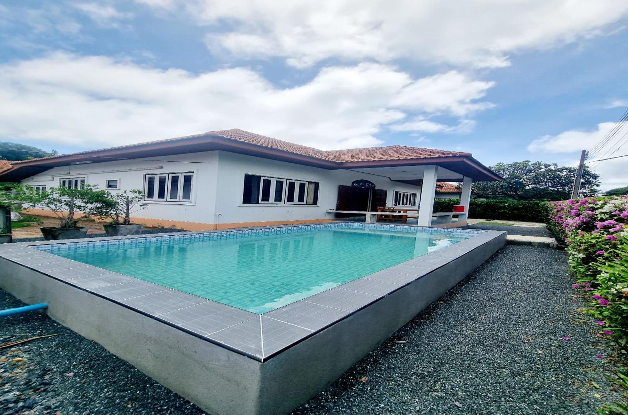 Mae Rampung Beach House Pool Villa Rayong Exterior photo