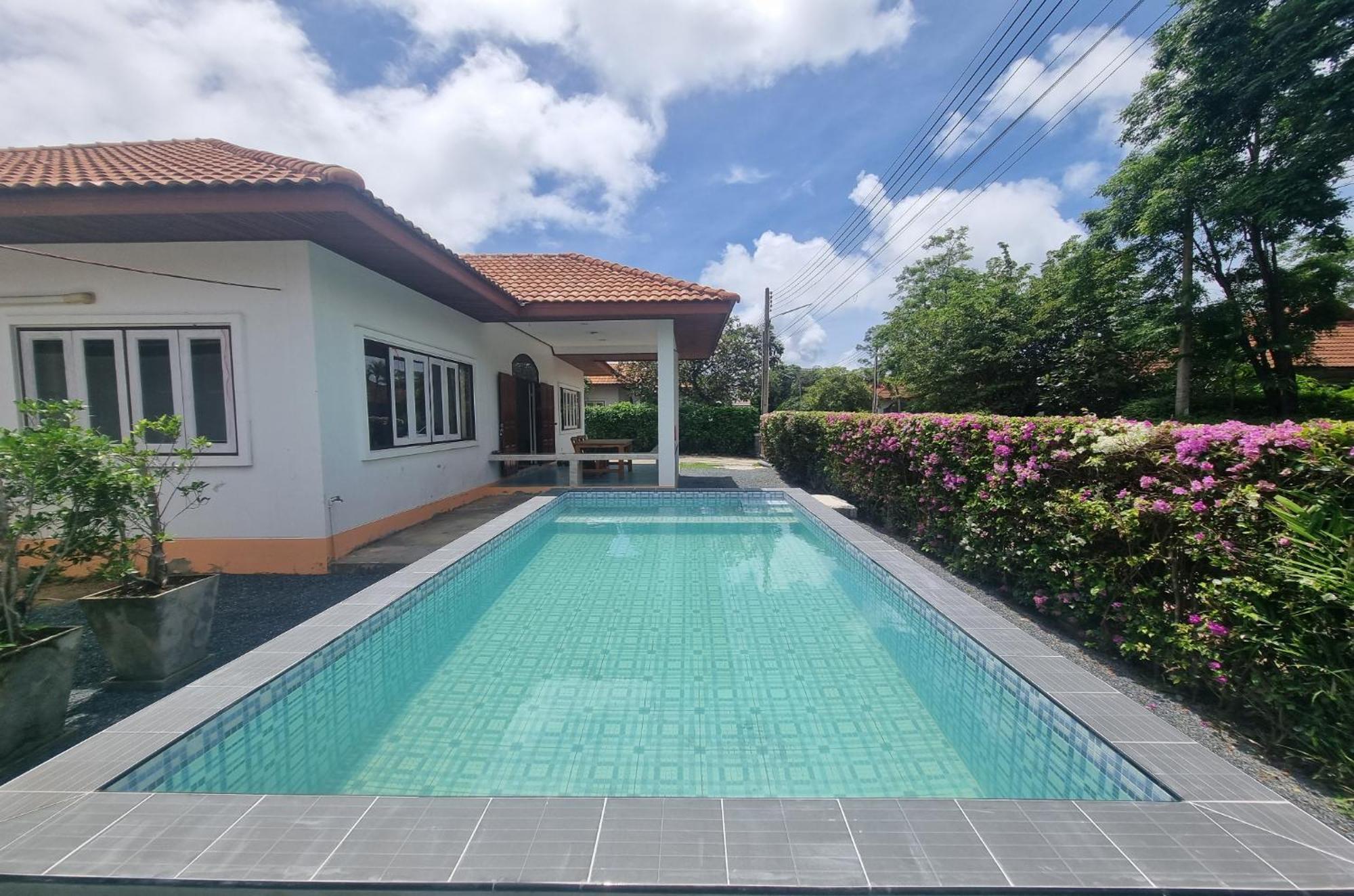 Mae Rampung Beach House Pool Villa Rayong Exterior photo